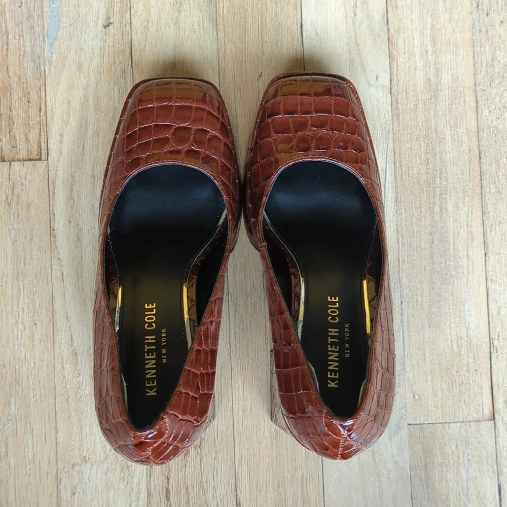 Women's 6.5 Croc-Embossed Brown Platform Heels KENNETH COLE NY - Picture 7 of 8